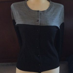 NYCO Black/Gray cardigan size M fits like a Sm